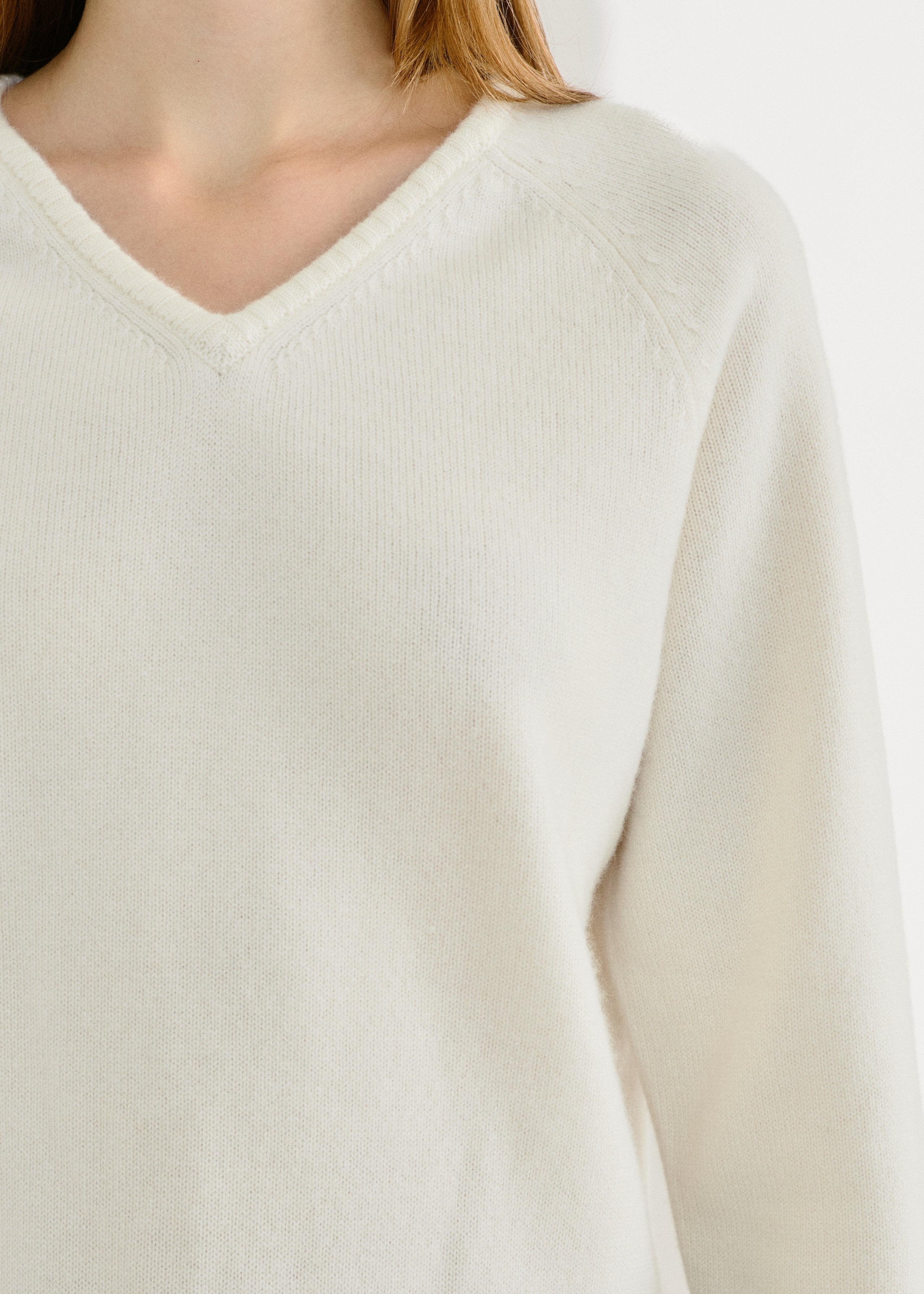 Agnes V-Neck Knit