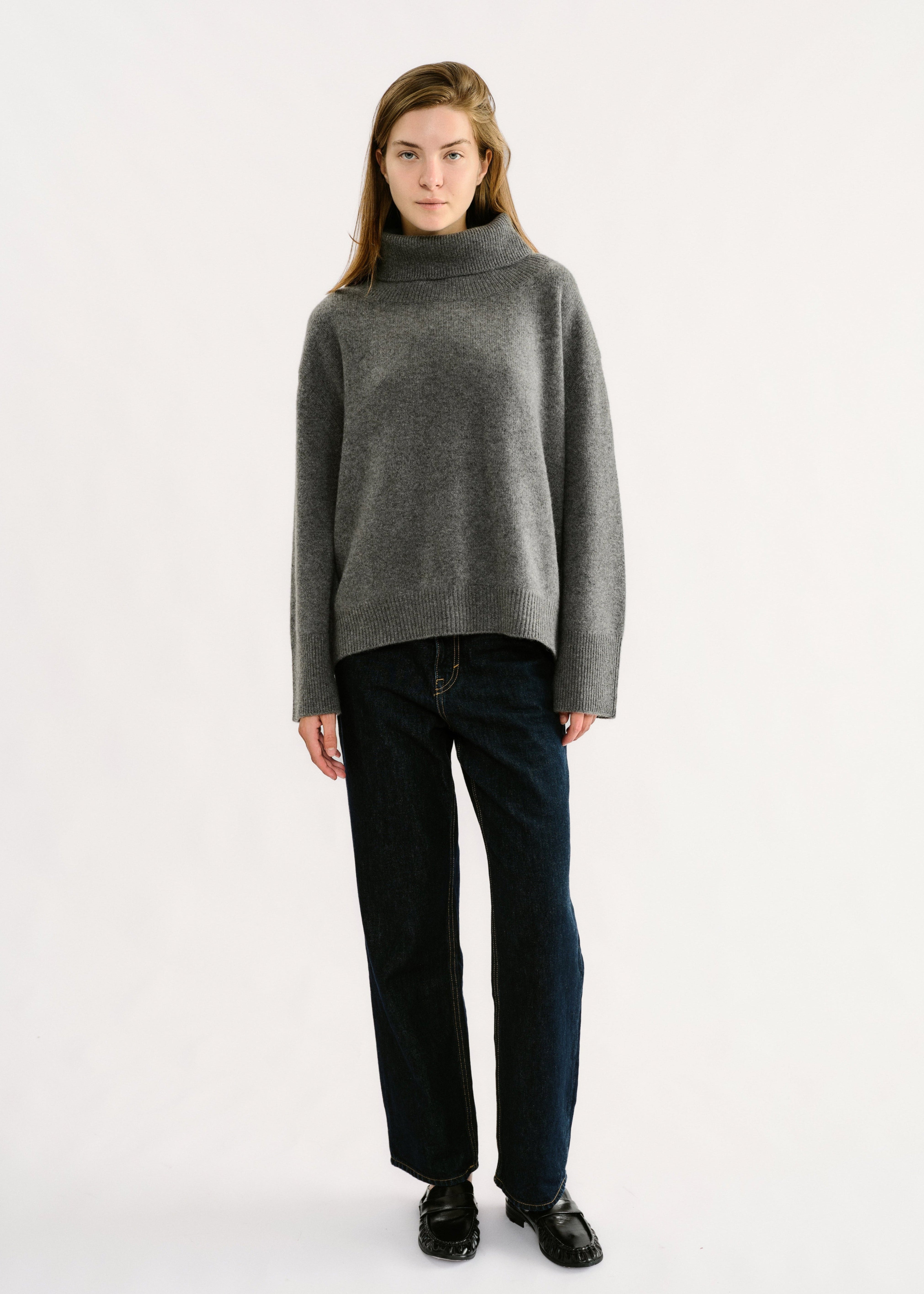 Vera High Neck Knit
