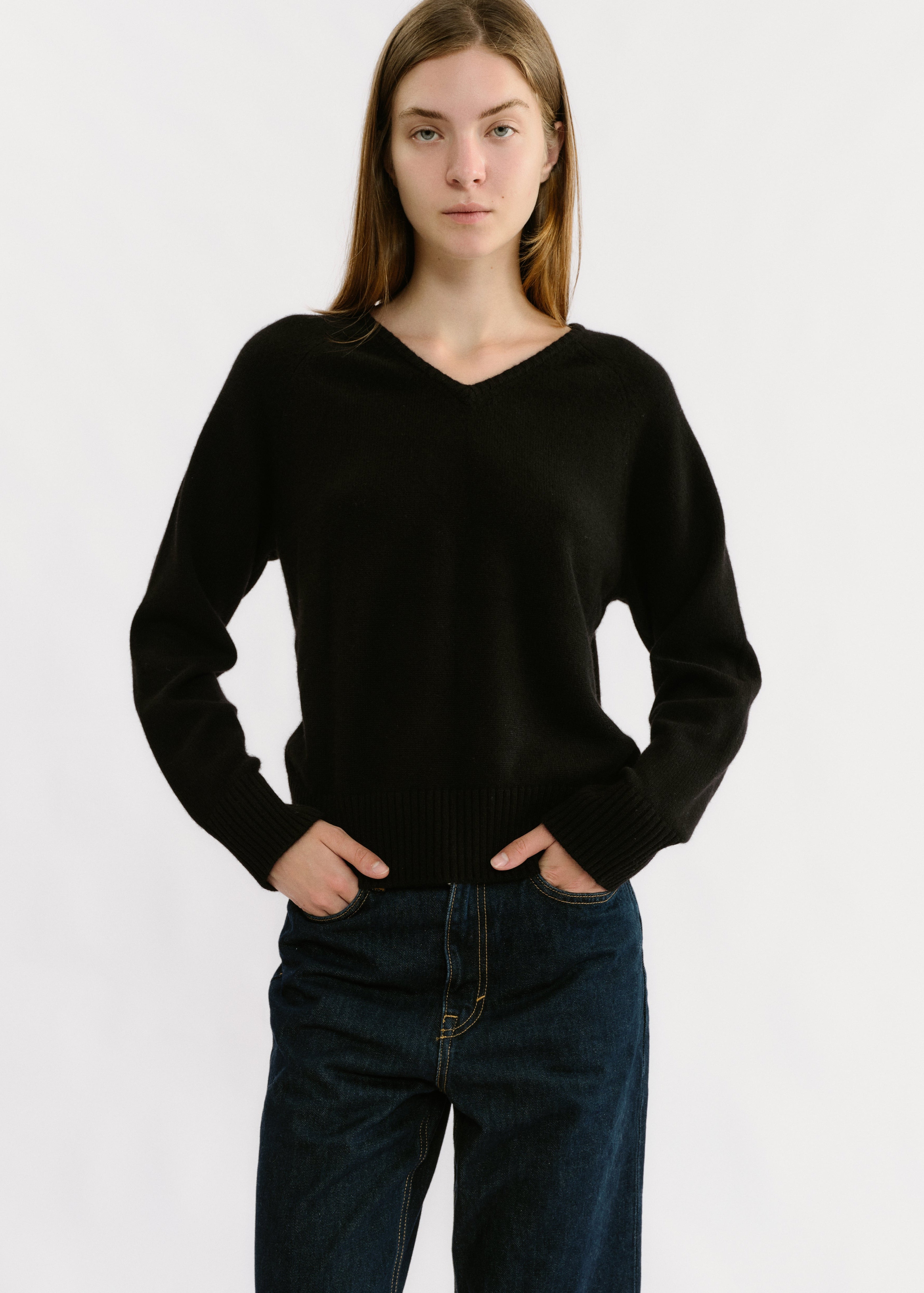 Agnes V-Neck Knit